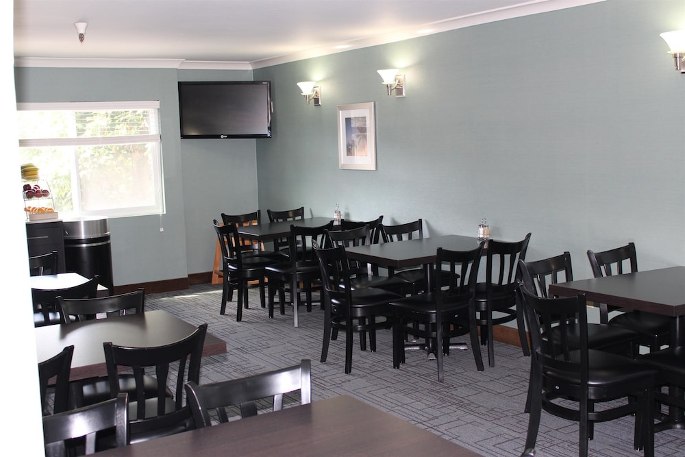 restaurant-cafeteria
