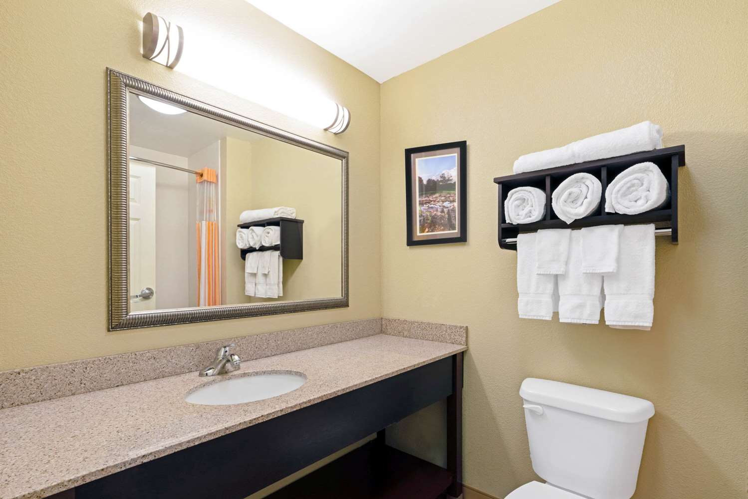 La Quinta Inn & Suites by Wyndham Stillwater-University Area 40/41