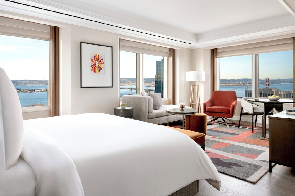 Four Seasons Hotel San Francisco at Embarcadero 8/50
