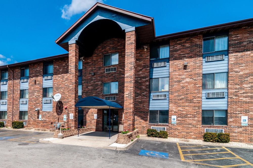 Motel6 Naperville, IL in NAPERVILLE - IL