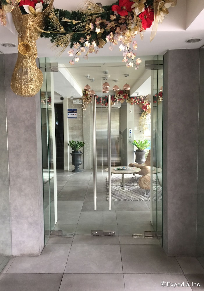 Belian Hotel 8/52