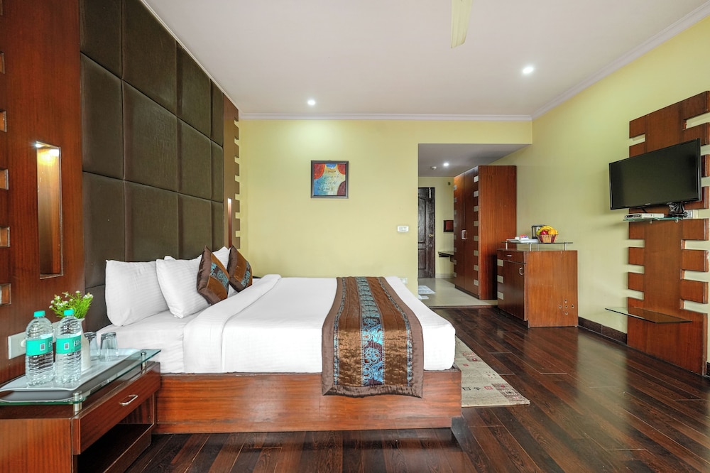 Hotel Ck International 6/50