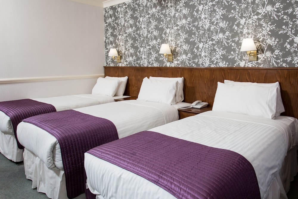 CROWN, TRIPLE, 3 BEDS