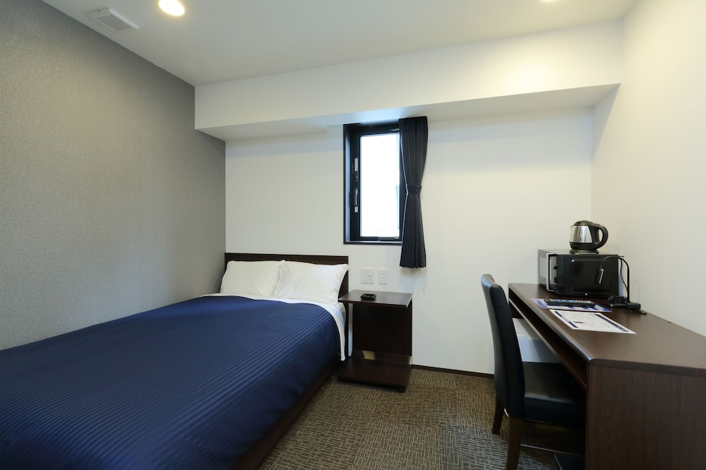 Hotel Livemax Mei-Eki 17/23