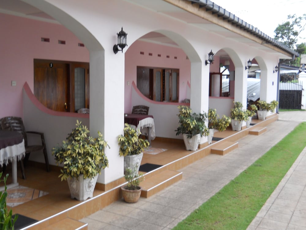 Ocean View Guesthouse 35/36