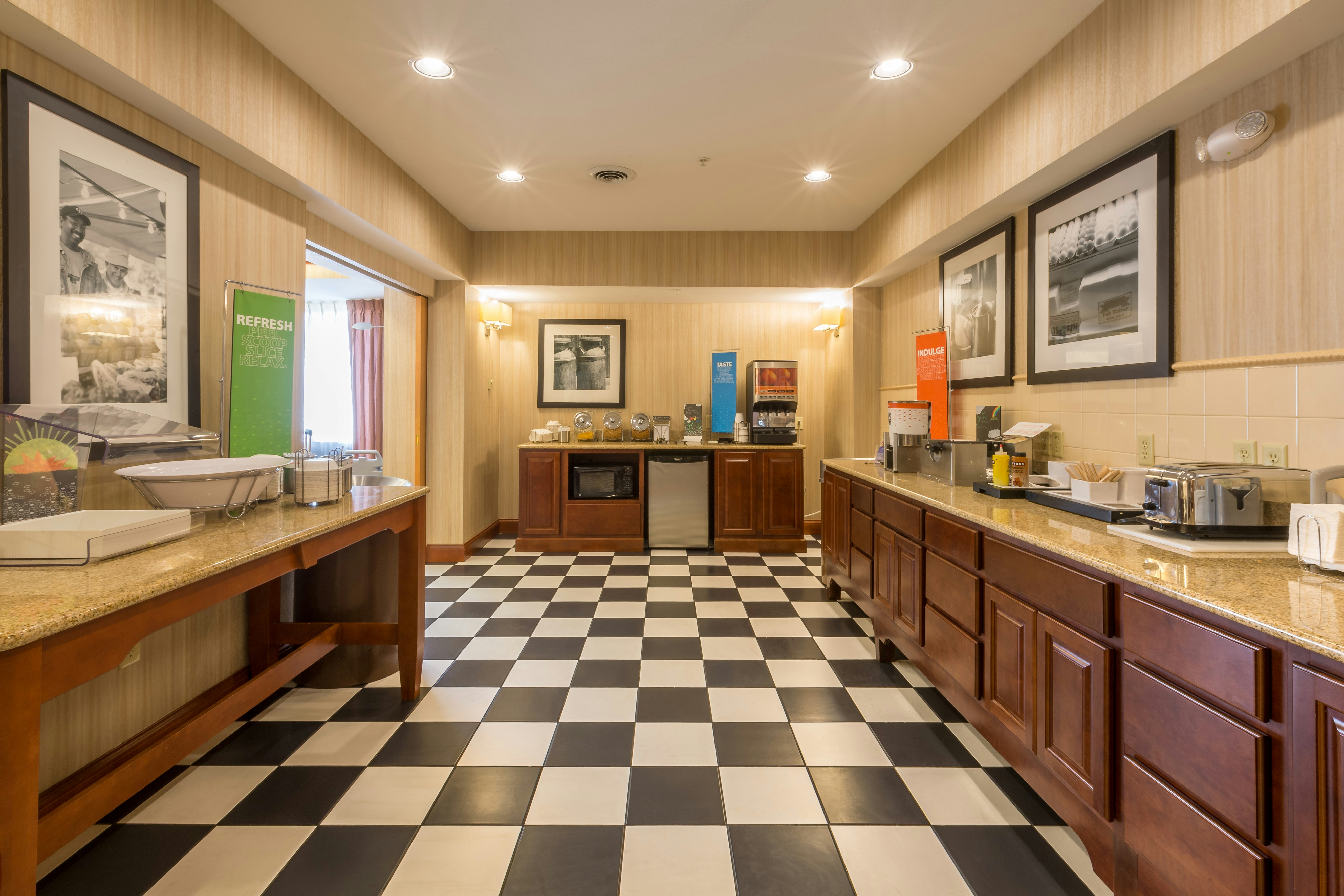 Hampton Inn Goshen 6/42