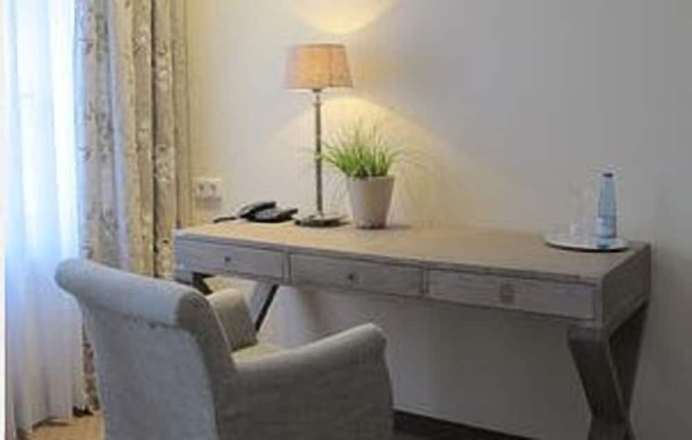 Hotel Restaurant Alt Vellern 24/48