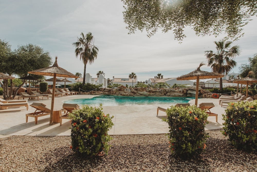 VILLAS DEL LAGO 63/67
