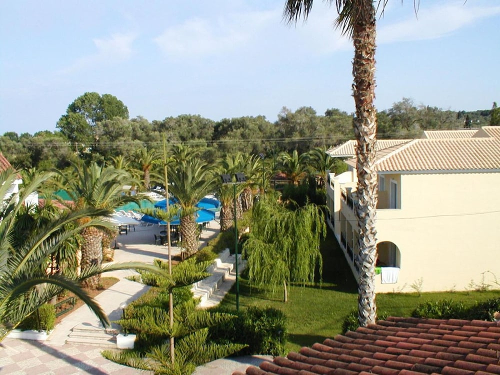 Morfeas Hotel 24/43