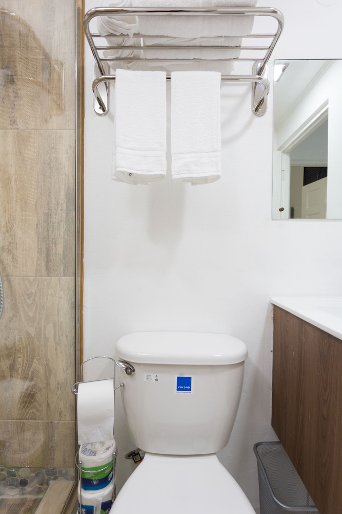 New Kingston Premium Guest Apartment 20/20