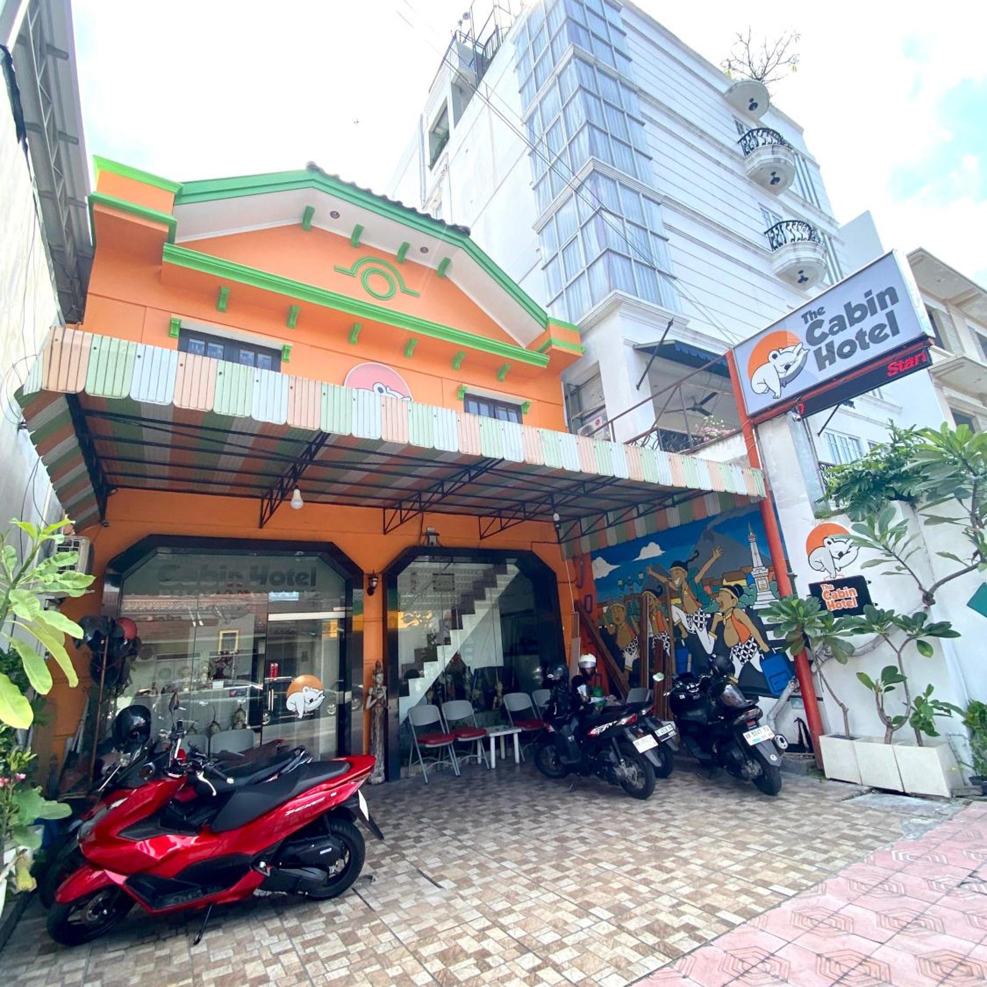 Cabin Hotel Bhayangkara 8/50