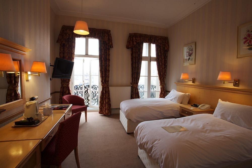 The Crescent Hotel 23/61