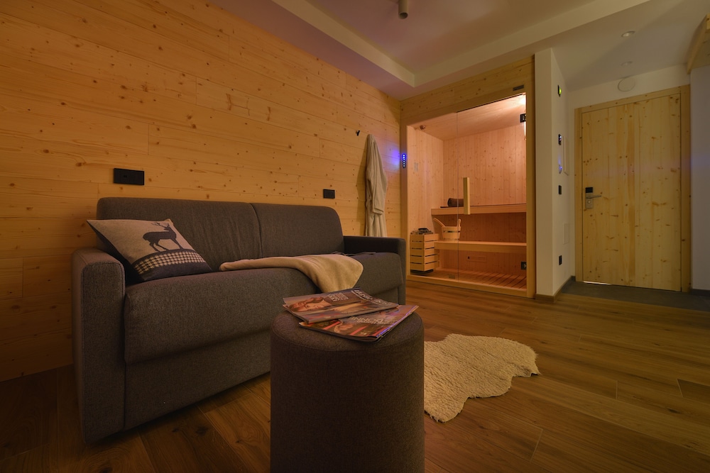 Hotel Valtellina 56/77