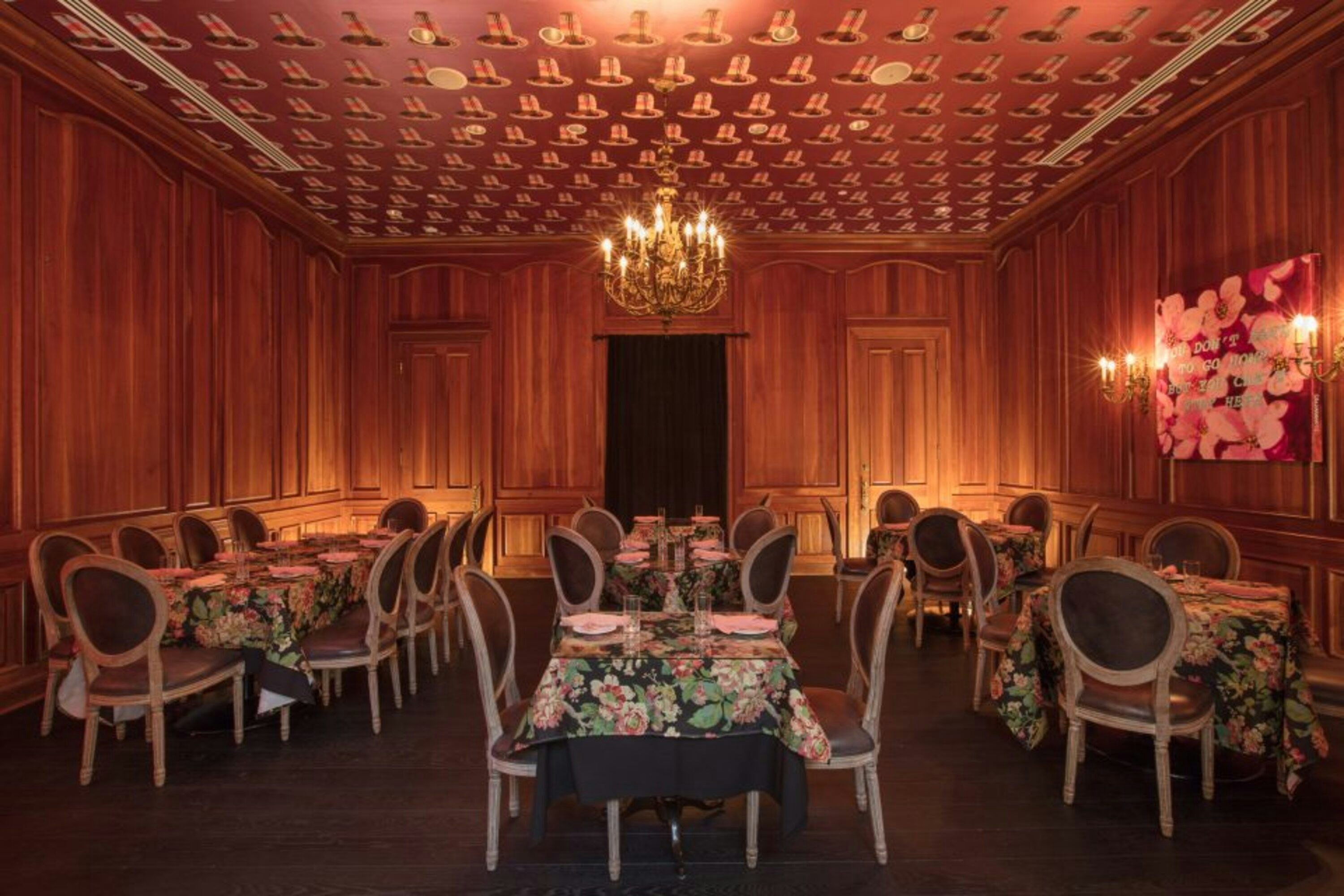 The Pontchartrain Hotel 75/83