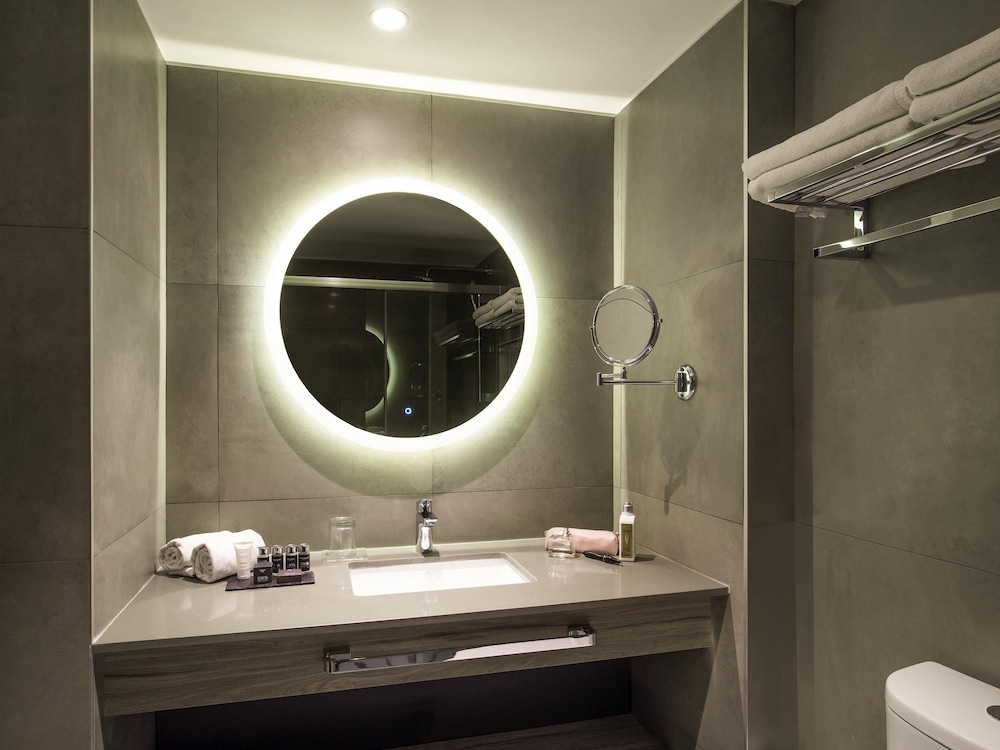 Pullman Santiago El Bosque 49/49