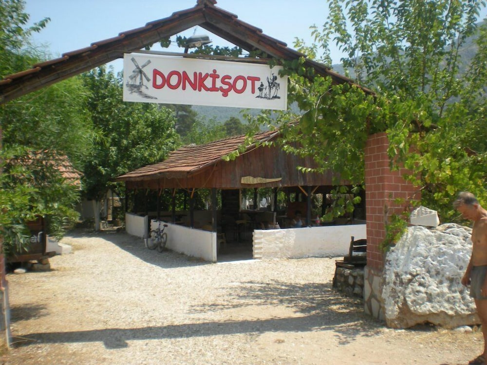 Don Kisot Pansiyon 17/18
