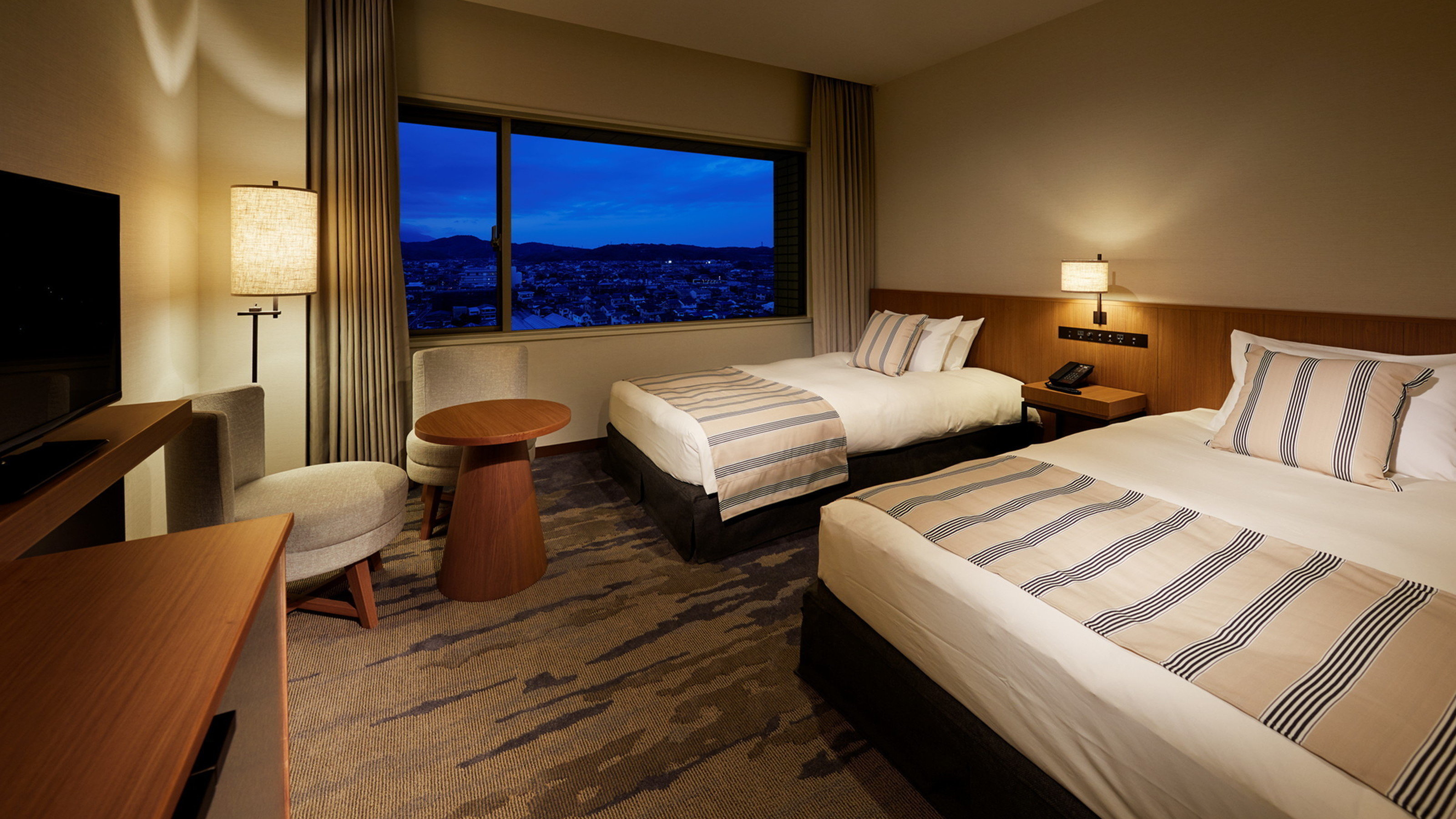 OISO PRINCE HOTEL 7/32