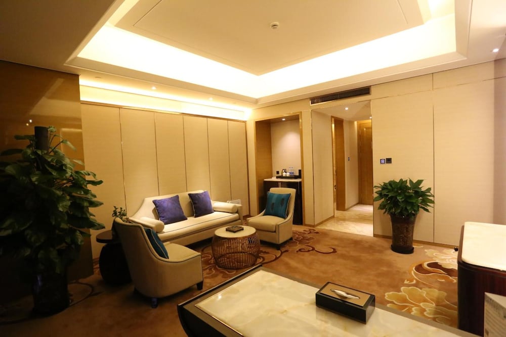 Jin Jiang International Hotel Urumqi 34/46
