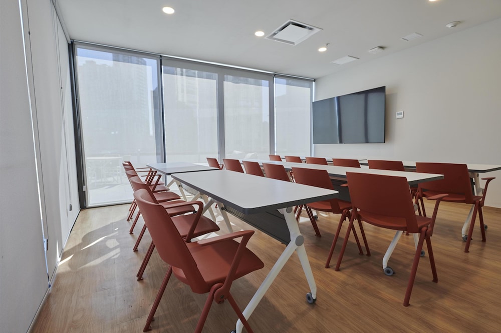 WorldHotels Guadalajara Zona Andares 52/62