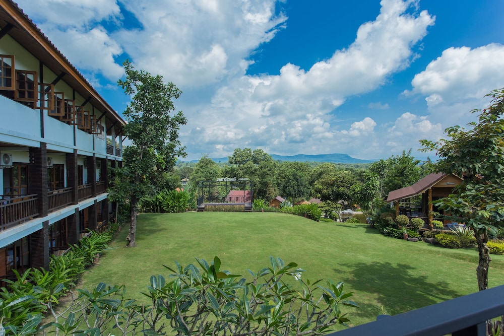 Starwell Garden Home Resort 36/42