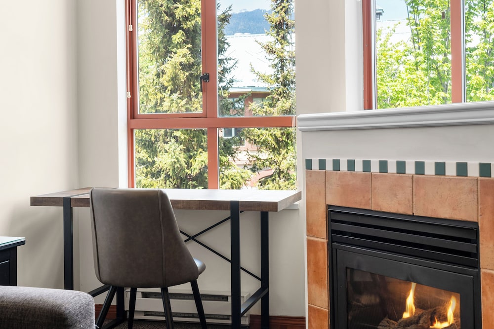 Alpenglow Lodge By Mountainview 65/79