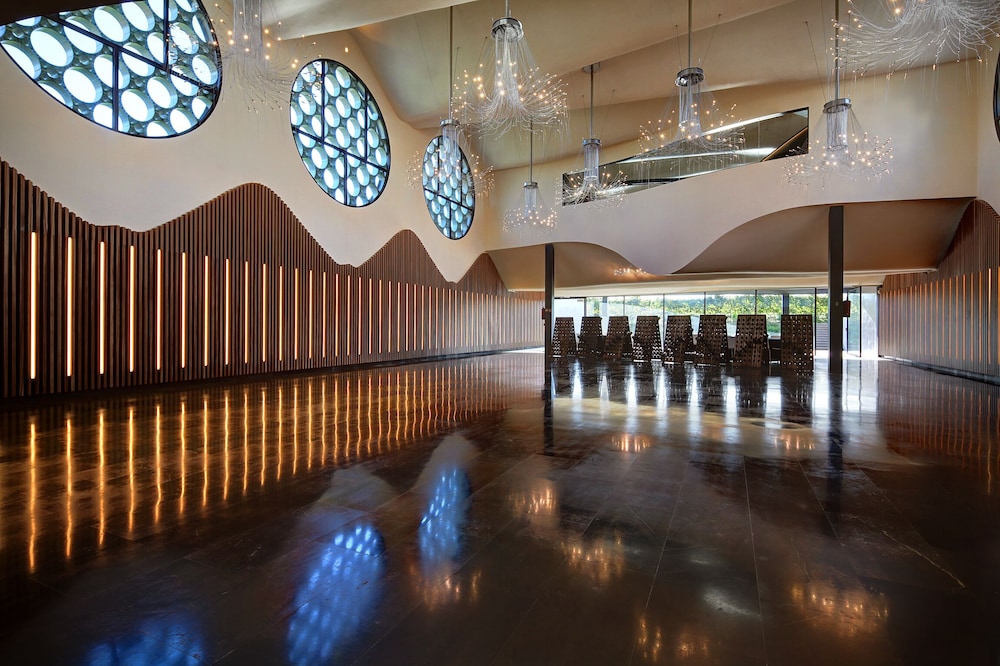 Cava Hotel Mastinell 24/68
