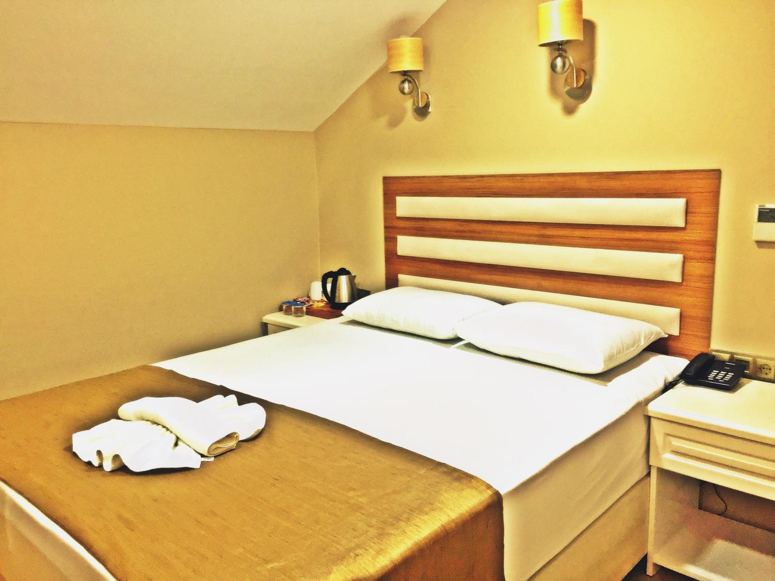 Budget, Double Bed