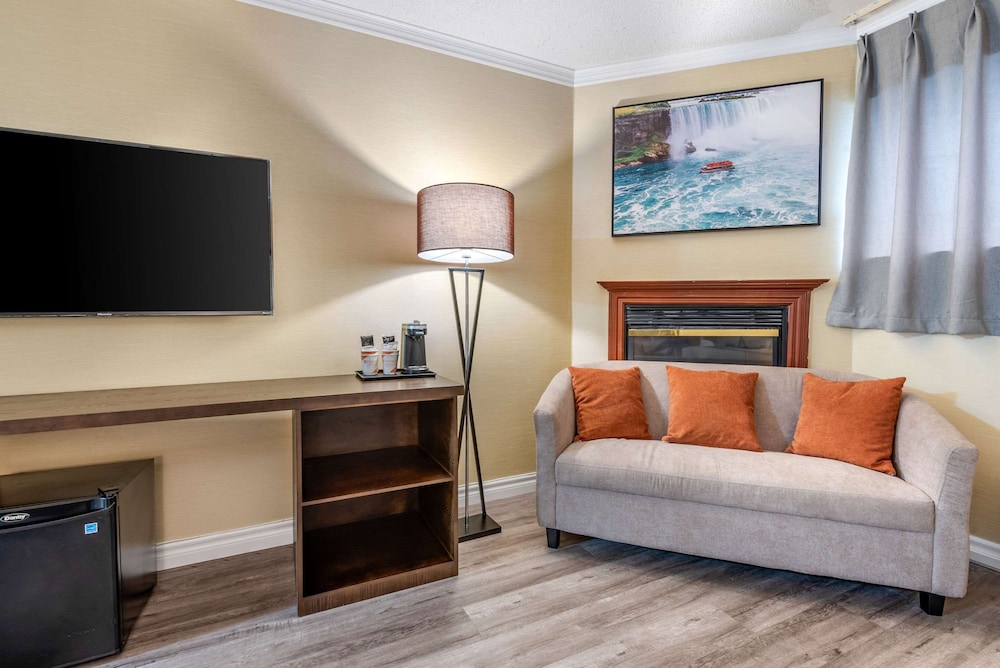 Quality Inn and Suites Niagara Falls ON 20/30