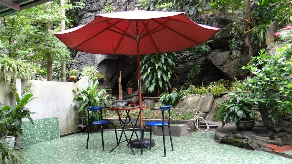 Huong Thao 2 Hotel 50/50