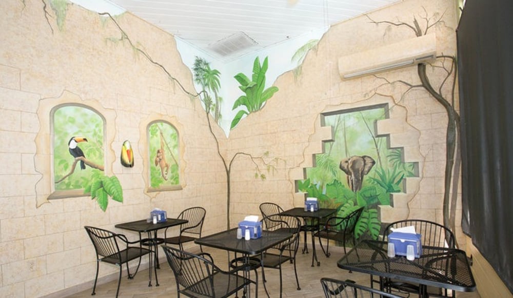 Tropical Palms Resort 30/50