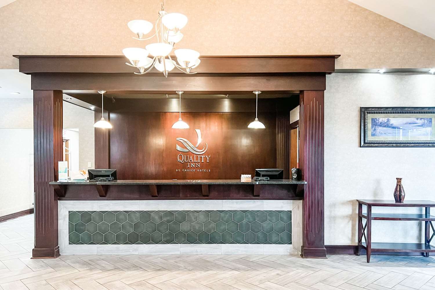 Quality Inn Clarion 6/27