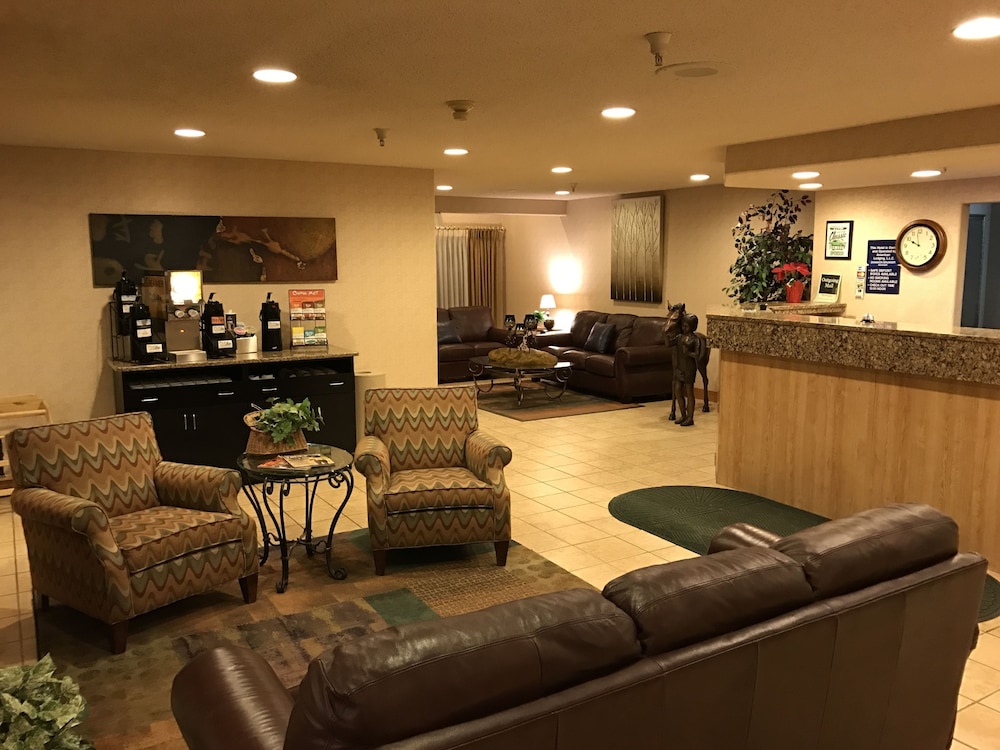Monument Inn & Suites 22/39
