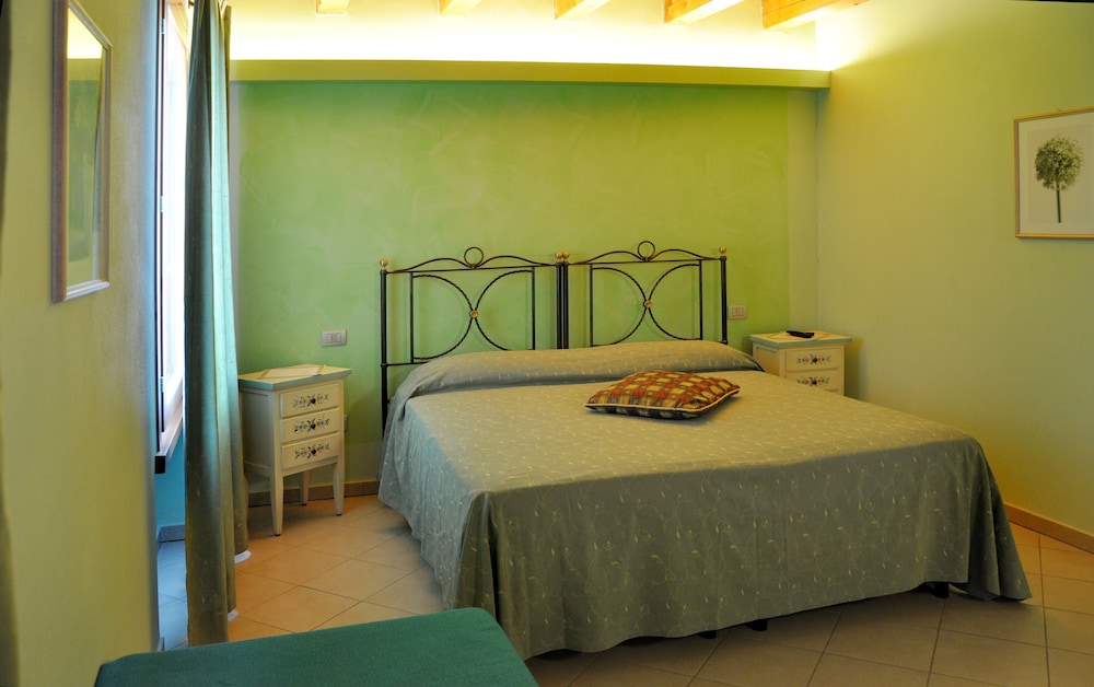 Agriturismo Dei Grippi 18/74