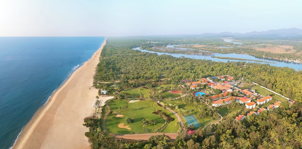 Holiday Inn Resort Goa 72/75