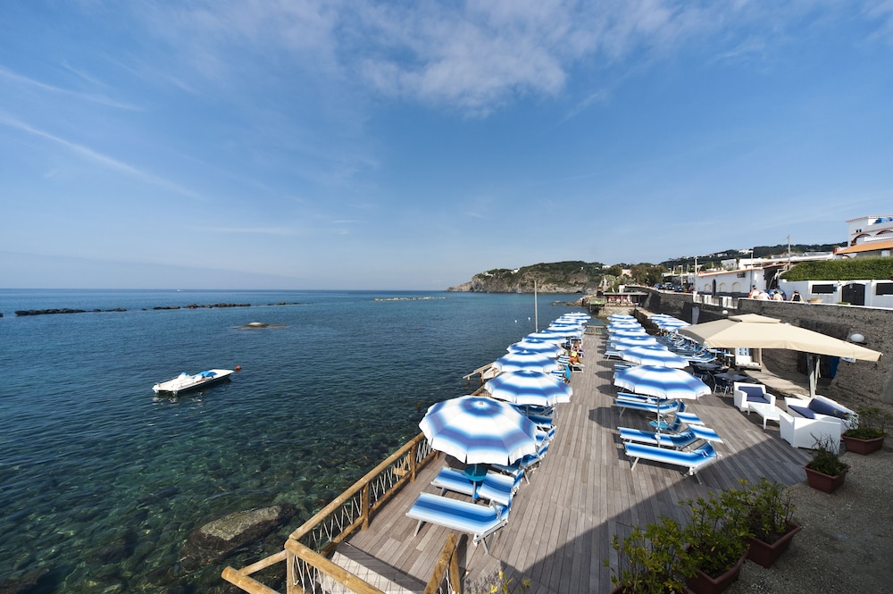 La Rotonda Sul Mare 38/50