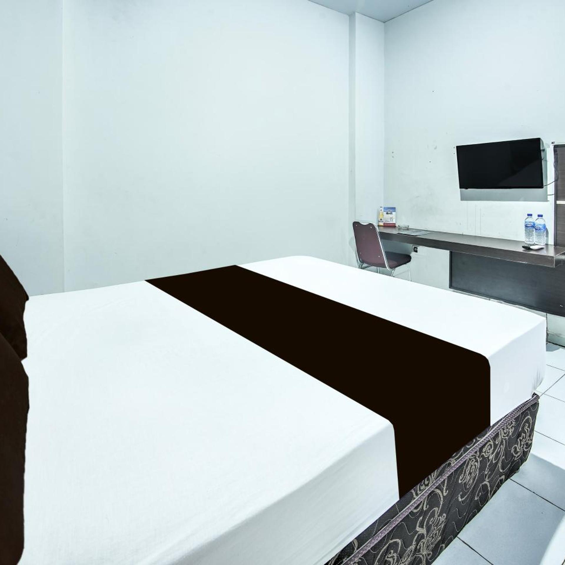 Hotel O Makassar near Mall Panakukang formerly Hotel Lucky Inn Makassar 36/44