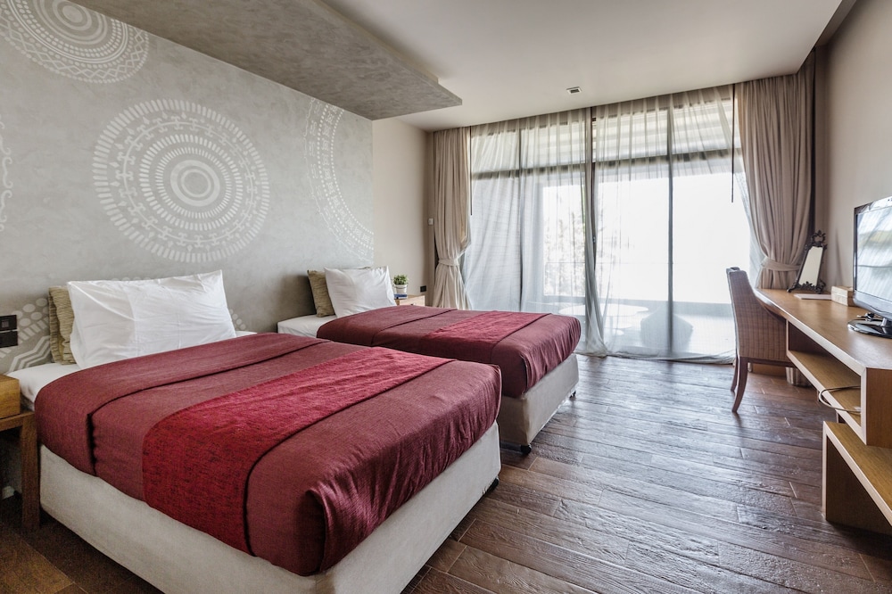 NA TARA RESORT 14/50