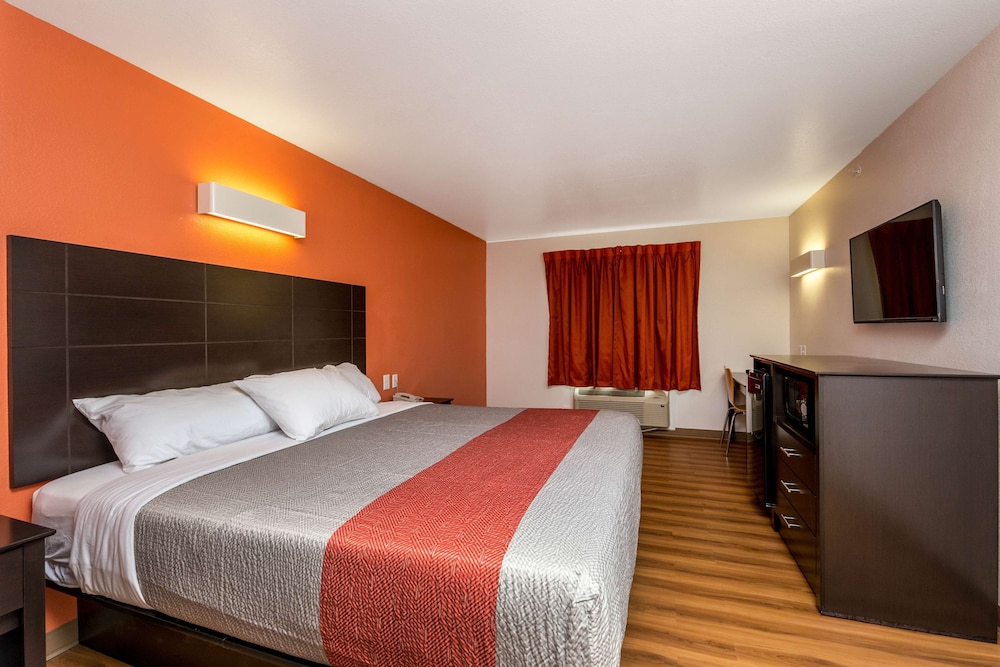 Motel6 Peoria, IL 33/66