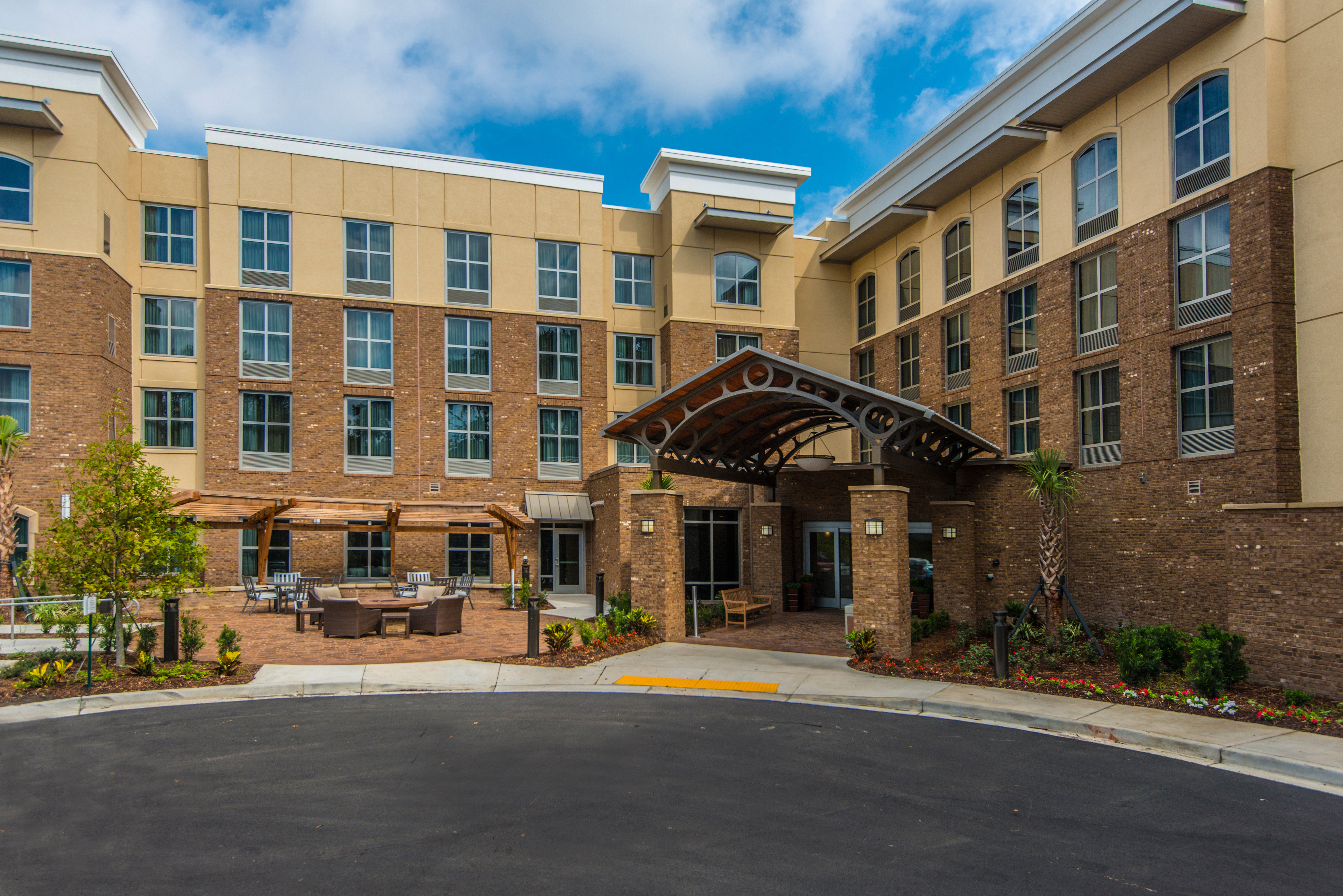 STAYBRIDGE SUITES CHARLESTON - MOUNT PLEASANT 52/60