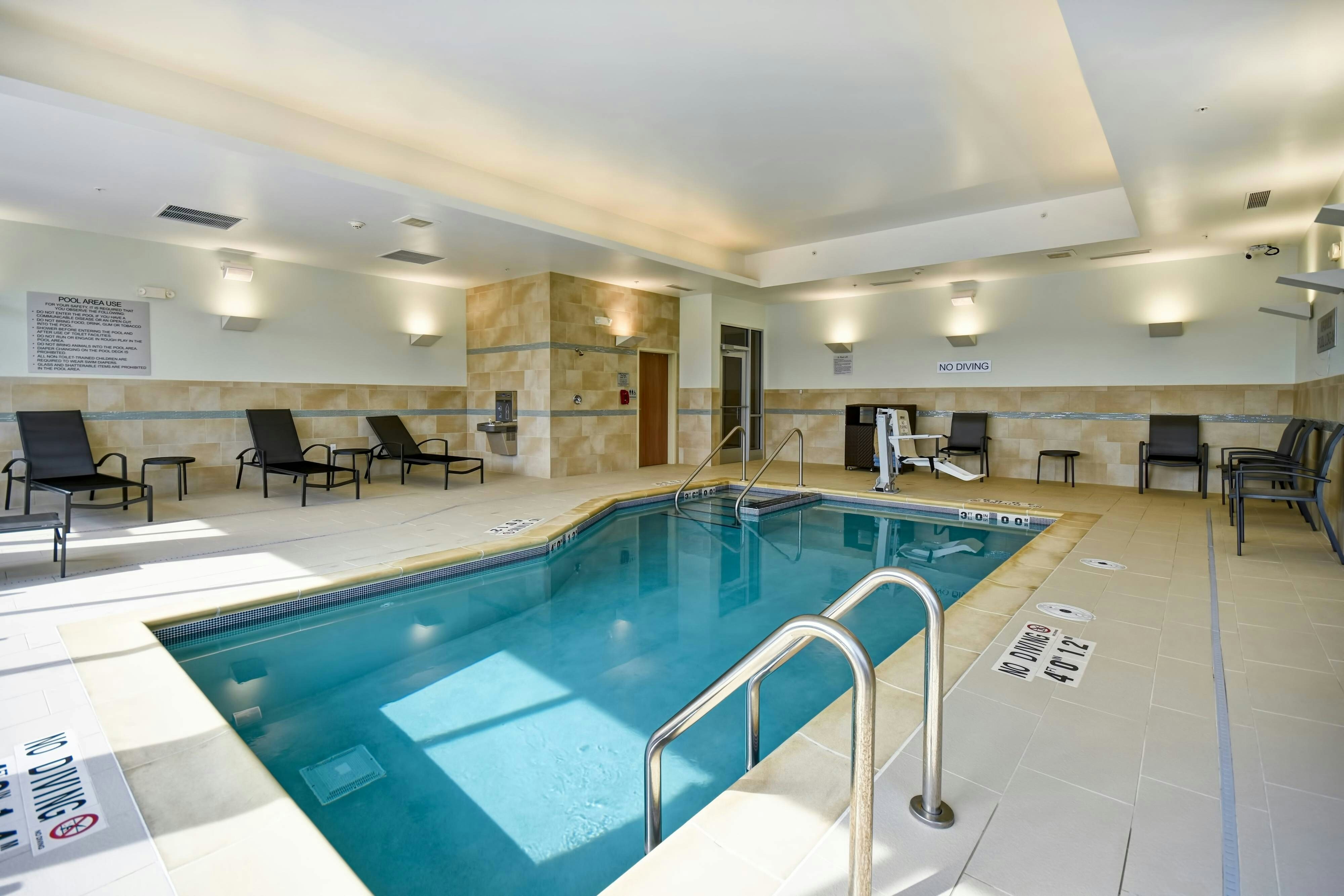 Fairfield Inn & Suites By Marriott Milwaukee North 5/16