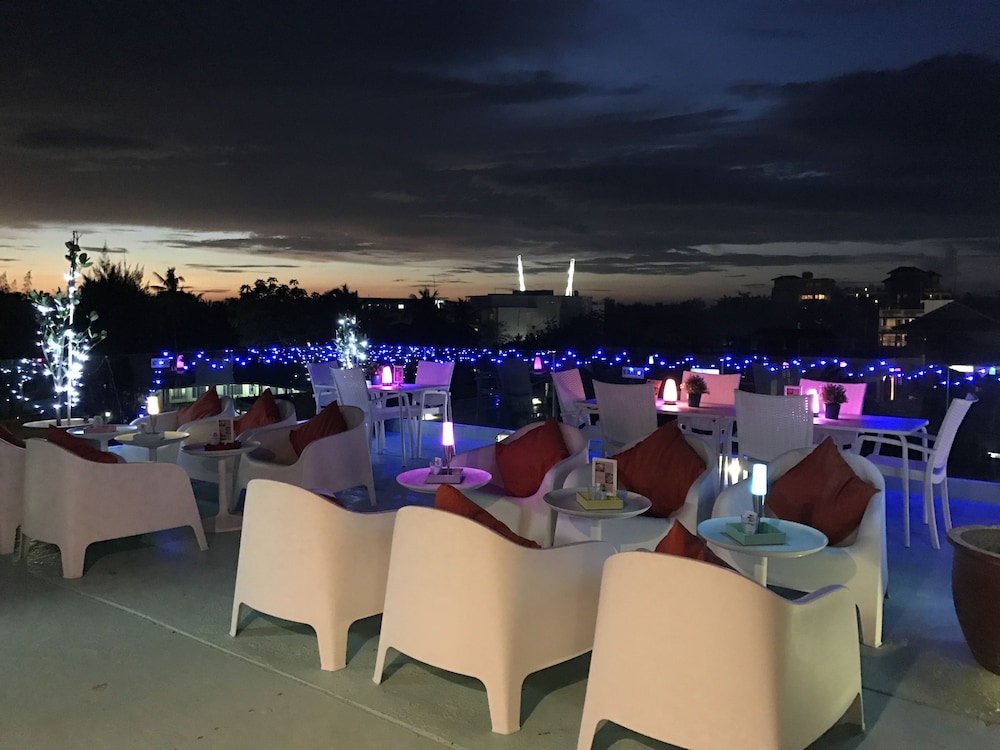 Blue Ocean Boutique Hotel.Com 45/47