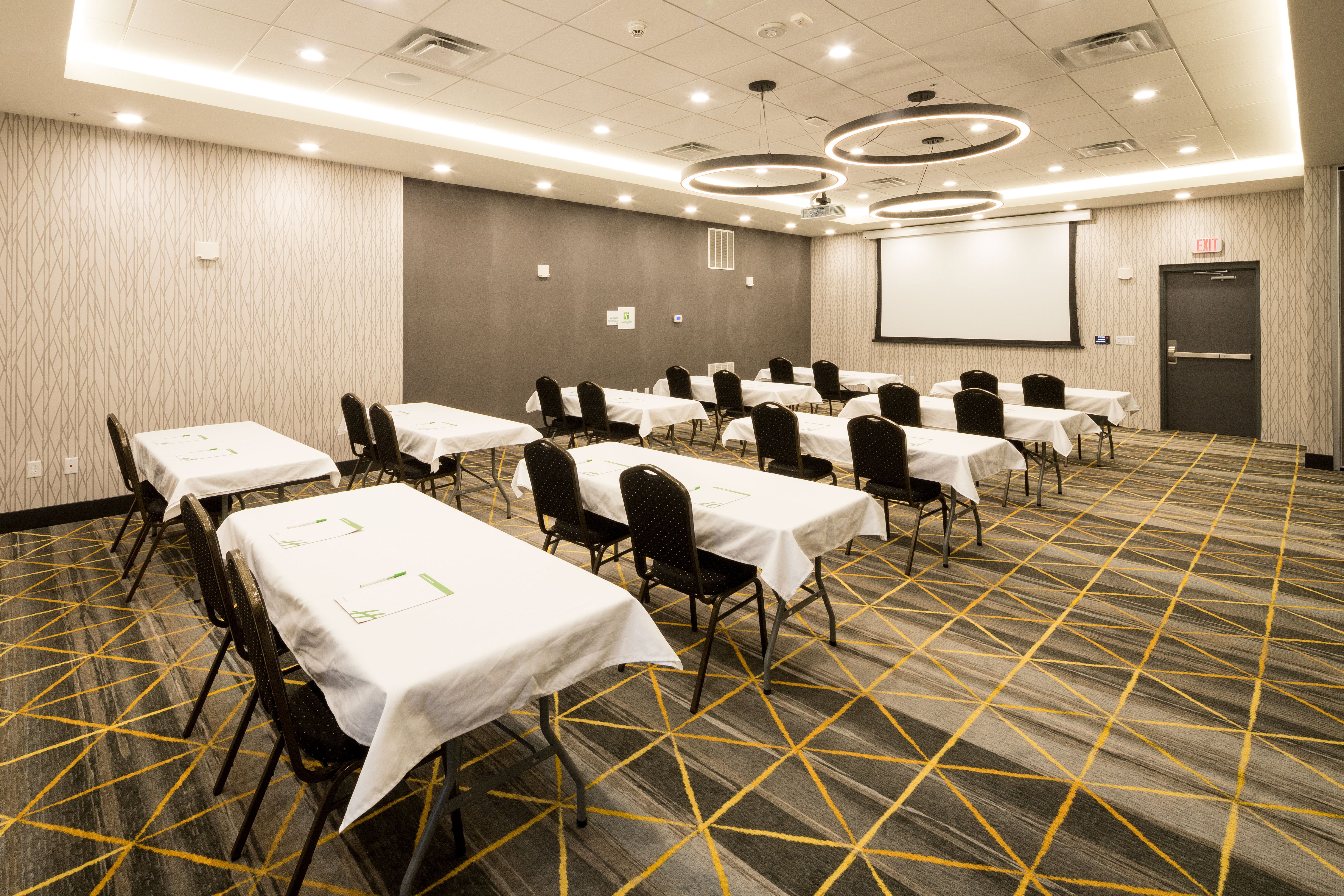 Holiday Inn Kalamazoo West 40/44