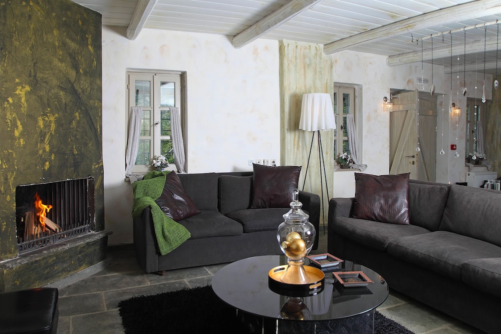 Mikro Papigo 1700 Hotel & Spa 40/50