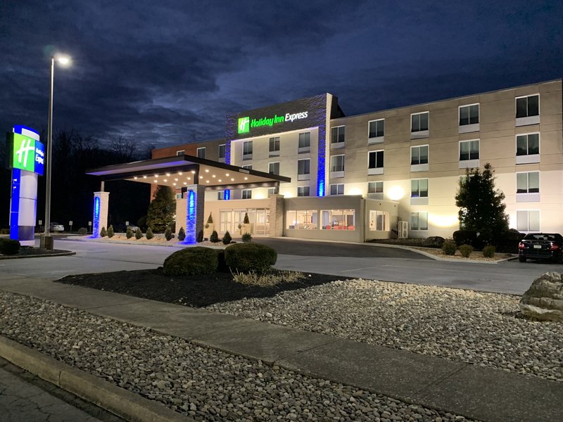 Holiday Inn Express Allentown North 61/62