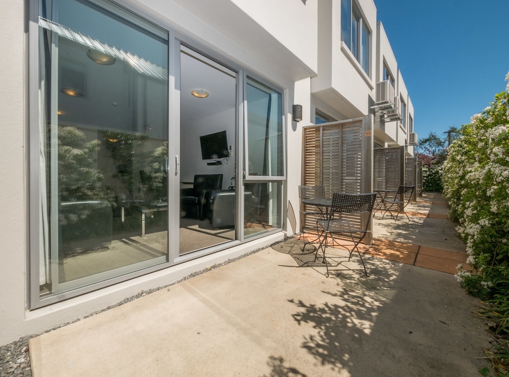 Bellano Motel Suites 4/33