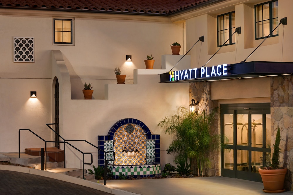 Hyatt Place Santa Barbara in SANTA BARBARA - CA