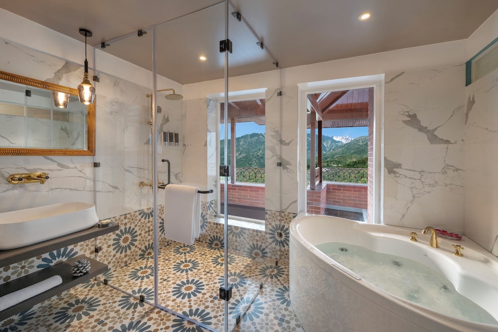 JuSTa Luxe Birding Resort and Spa Dharmshala 61/61