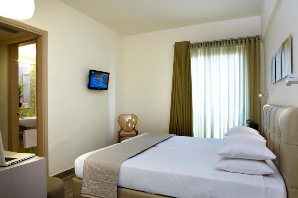 ROOM, DOUBLE OR TWIN BED, SEA VIEW