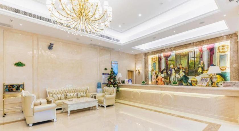 Venus International Hotel 13/58
