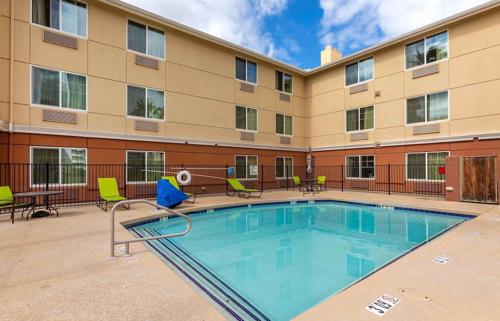 Extended Stay America Suites Phoenix Midtown 1/50